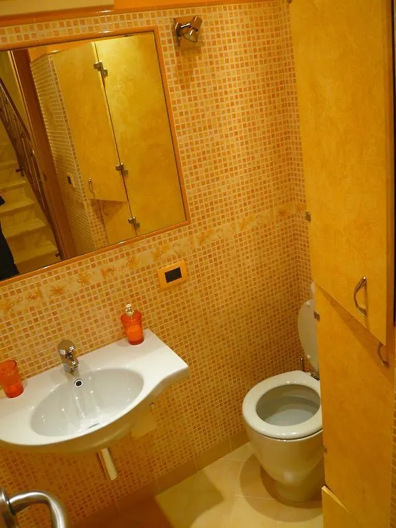 Holiday home House Versilia Luca E Giada, 5 Chilometri Da Forte Dei Marmi! Italy